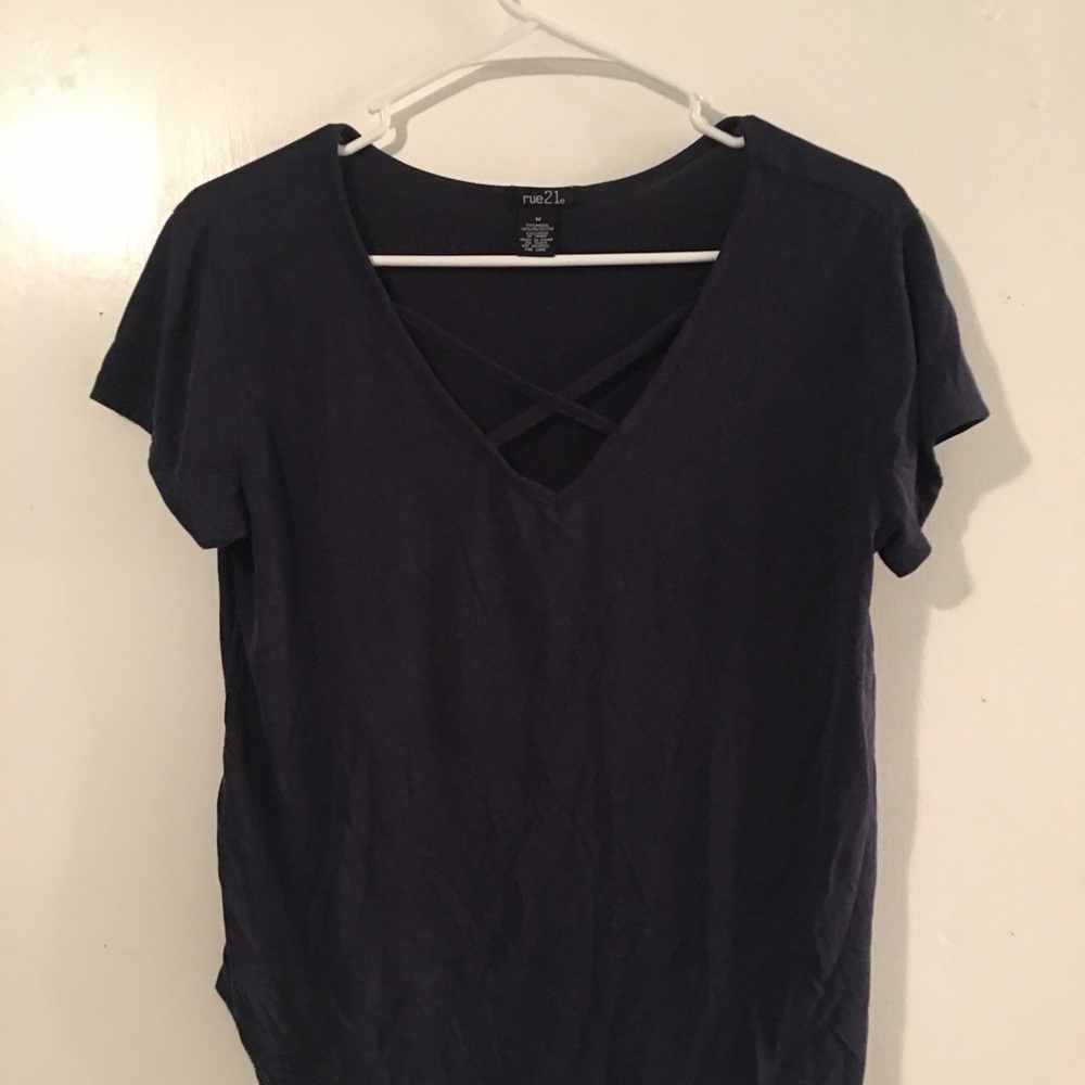 Rue 21 t shirt